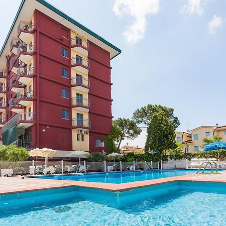 Hotel Frank Лідо-ді-Єзоло Екстер'єр фото